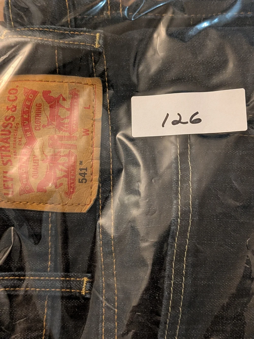 Levi's 541 Athletic Taper Jeans Men 46x29 Dark Wash Indigo Blue Measures 47x28